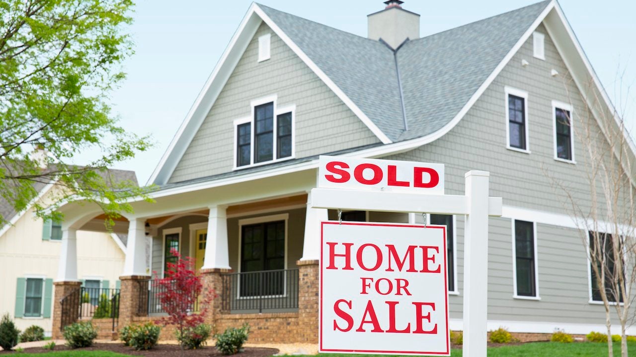 How To Succeed When Buying A House: The Ultimate Guide